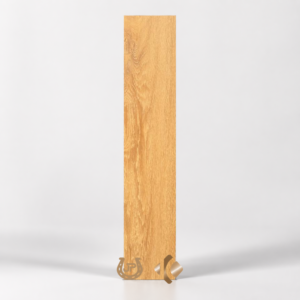 Piso SPC 2411 línea L roble dorado de 18,3 × 122 cm